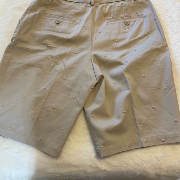 Talbots Chino shorts with stitched dot design - Picture 3 of 3